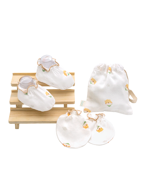 TENCEL™ Muslin Baby Mittens & Socks